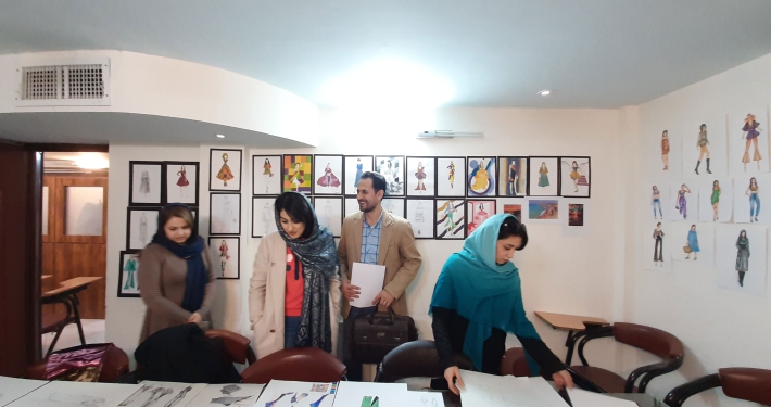 بهترین آموزشگاه طراحی لباس در مشهد